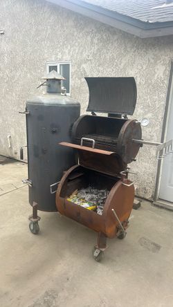 Bbq smoker grill