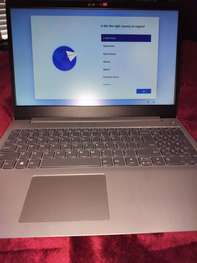 Lenovo touchscreen Laptop 