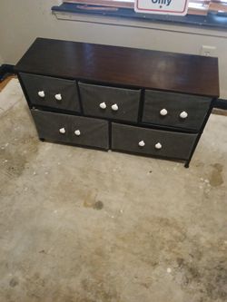 Dresser Mini