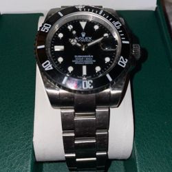 Rolex Submariner Date