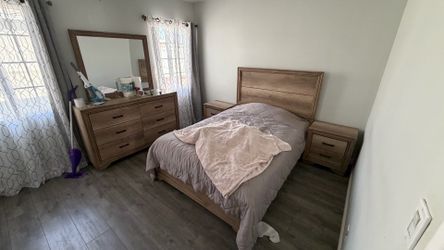 Selling my queen size bedroom set included are the mattress, the bed, the two side drawers/nightstands and the big drawer with the mirror if intereste