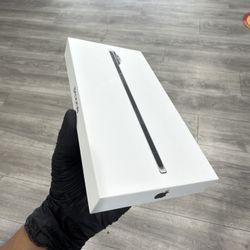 Brand New iPhone Air Unlocked 512GB $1150 or $60 Down! 