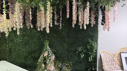 Silk flowers / artificial grass / artificial flowers