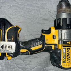 Dewalt DCD996 Hammer Drill W/ Battery