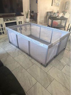 Baby play pen