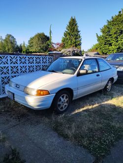 1993 Ford Escort