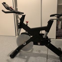 Sole SB700 Stationary Bike 