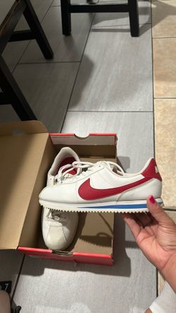 Nike Cortez red white and blue women’s 5.5