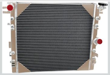 Jeep Wrangler JK Aluminum Radiator 2007-2018 3 Row Cooling Radiator 3.6L 3.8L V6
