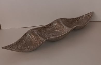 large heavy silver metal decor piece for coffee table 26" x 7" x 3" $20 FIRM