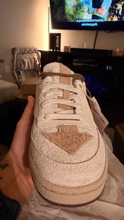Reebox X Avatar - Appa Sneakers