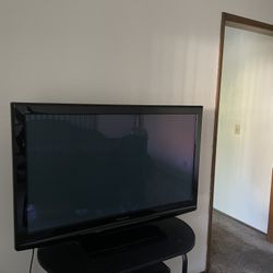 42 Inch Panasonic Plasma HDTV