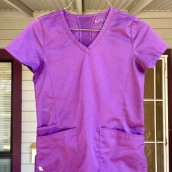 Woman’s Scrub Top