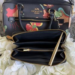 COACH HANBAG AND WALLET 