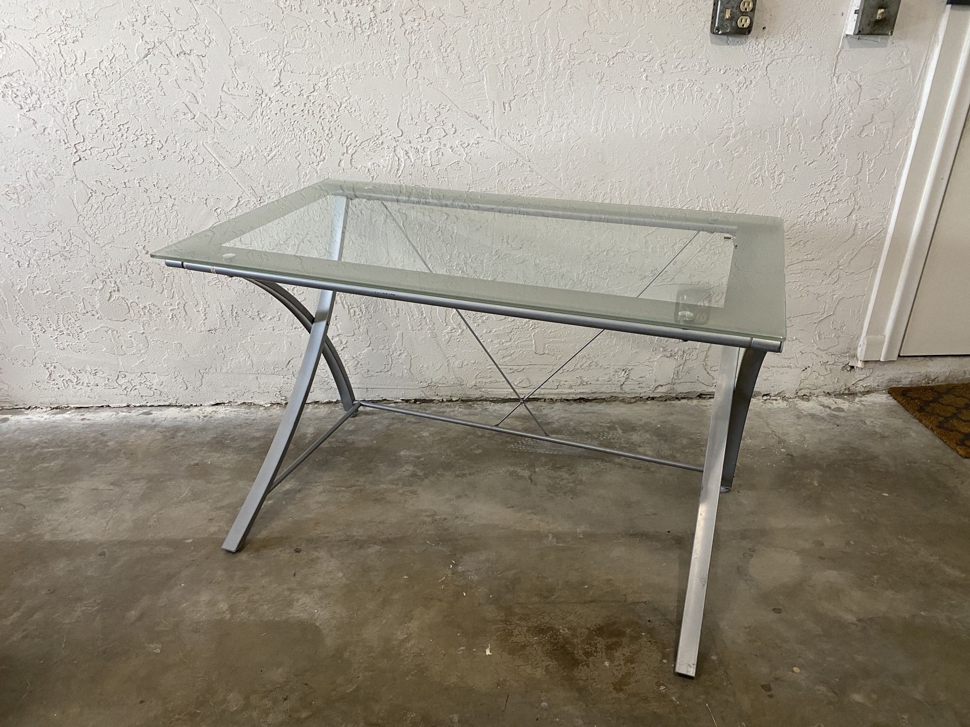 Metal/Glass Desk in Great Condition