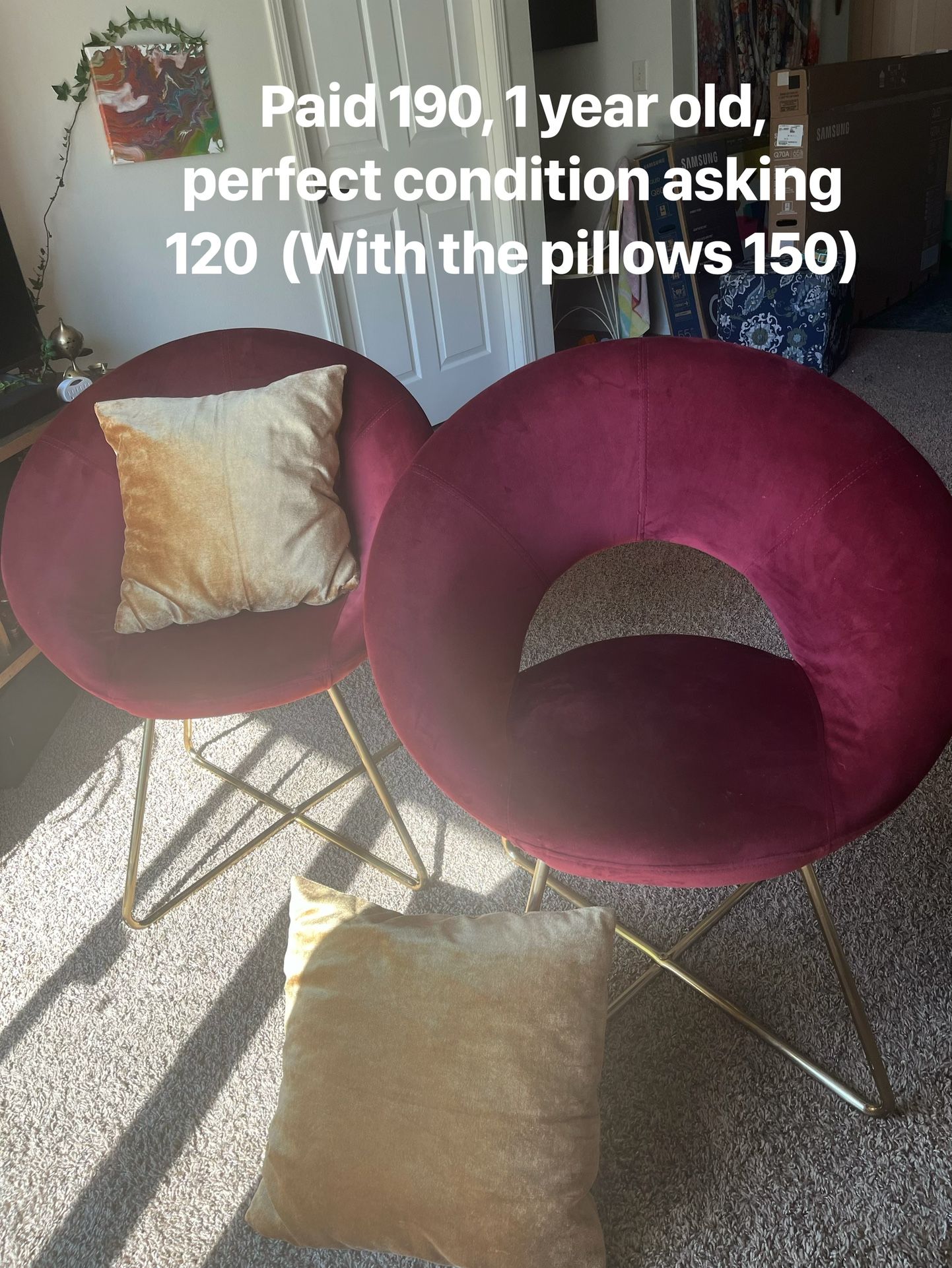 Living Room Chairs 