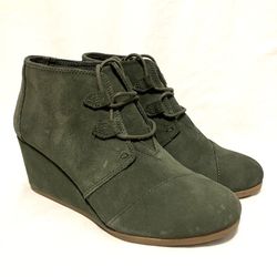 Size 9.5 Women’s Toms Lace Up Wedge Ankle Boots ‘Sage Green’