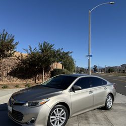2013 TOYOTA AVALON XLE