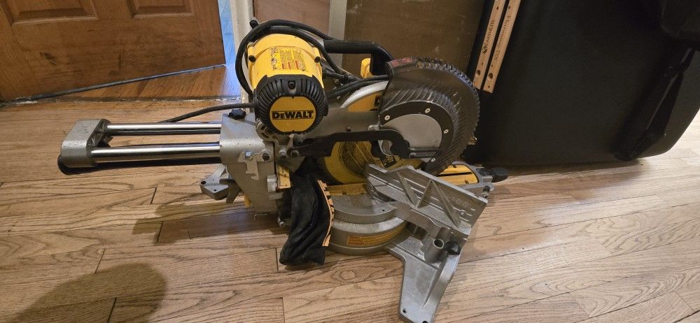 Saw