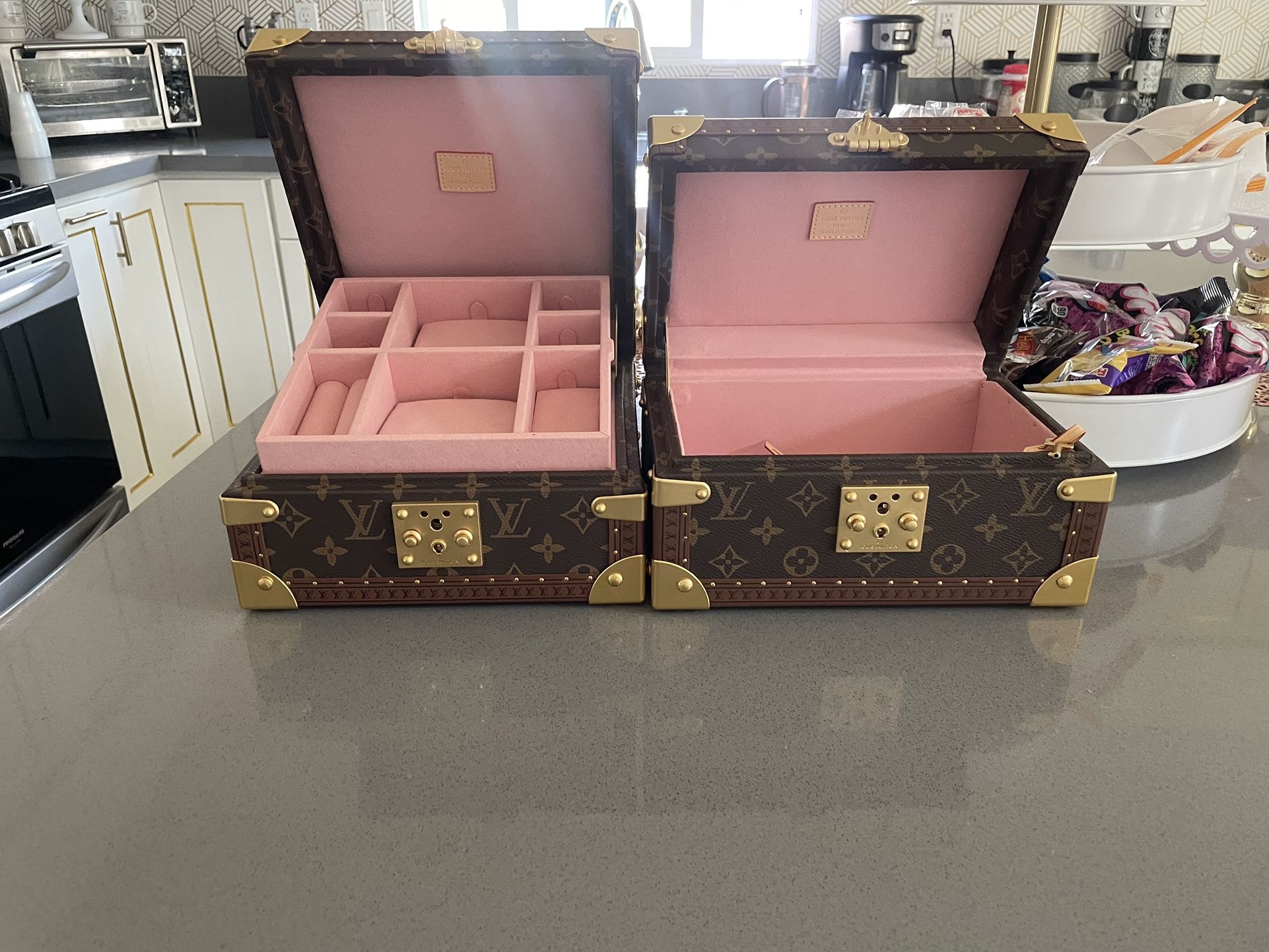 Lv Pink Jewelry Box
