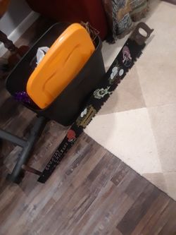 54in Beautiful Hand Painted Saw Its A Must See