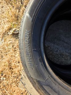 215 60 R 17 Hankook 2 tires used