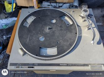 Technics Turntable