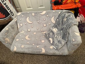 Kids glow in the dark convertible couch bed