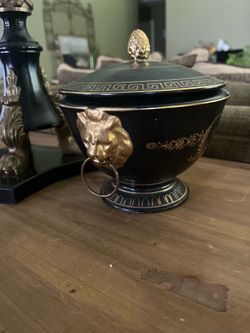 Lenwile Ardalt lion decor