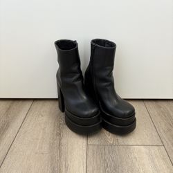 Cobra Black Platform Boot
