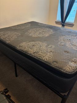Used Queen size mattress
