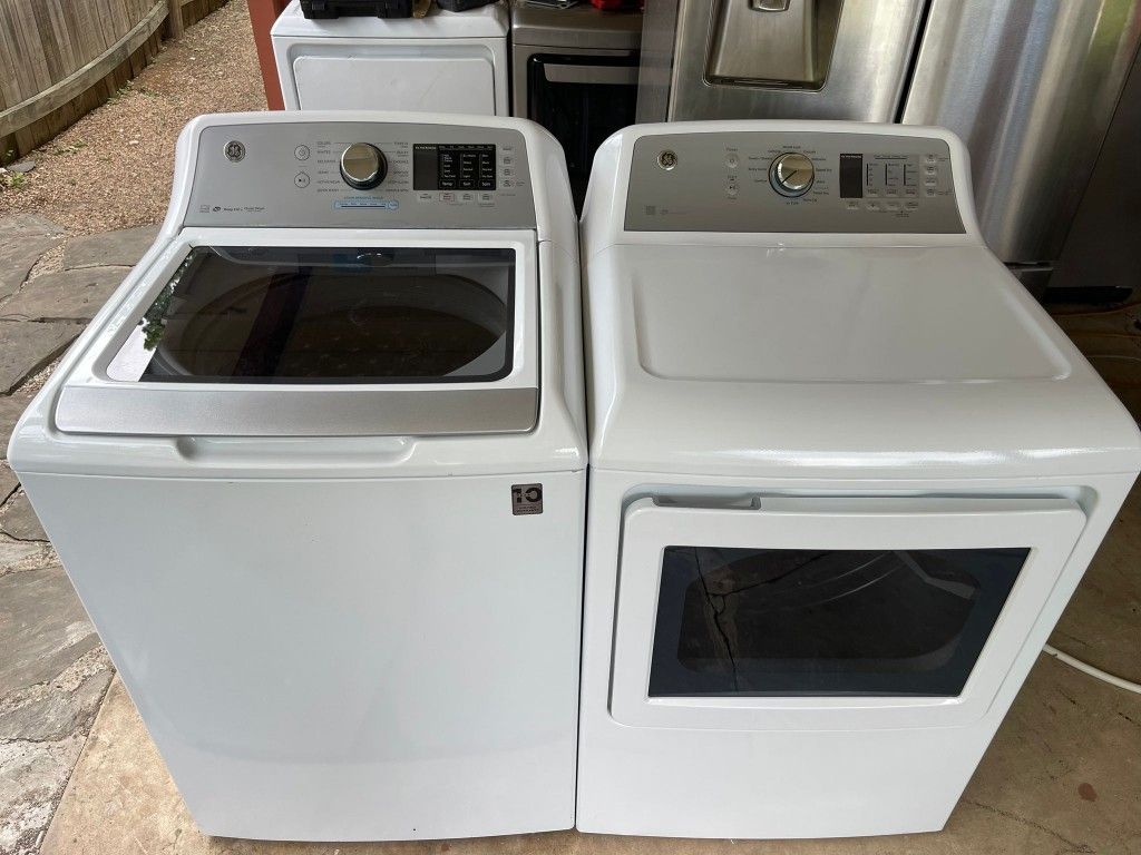 GE Washer And Dryer In Good Condition. Delivery And Installation Free
