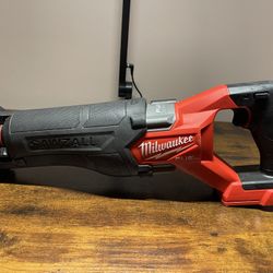Milwaukee M18 Sawzall