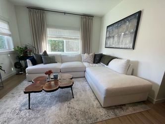 Modern cream/ivory sectional