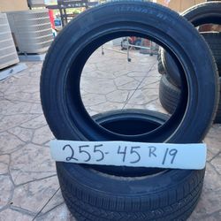 255 45 R19 Tires Set Of Two 