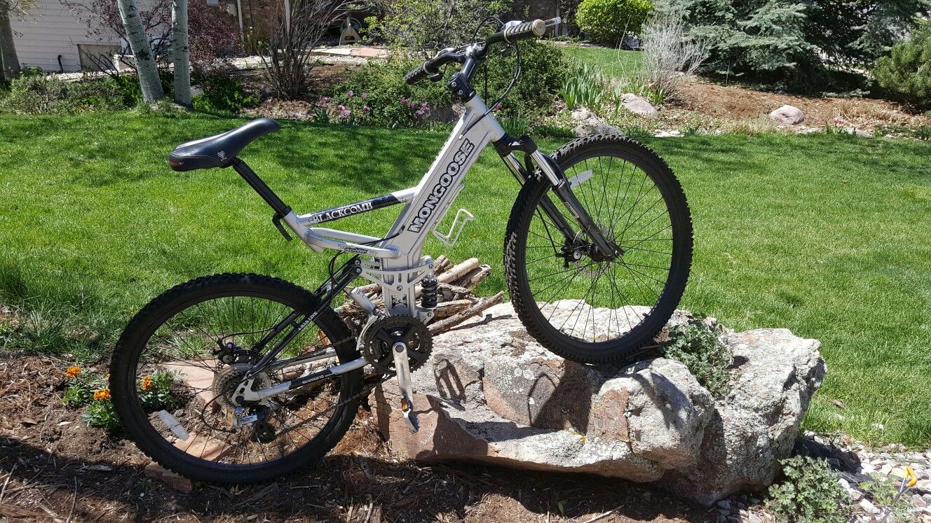 Mongoose blackcomb cheap aluminum 24 speed