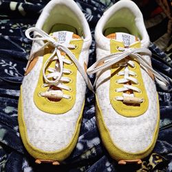 Nike sun club running shoes