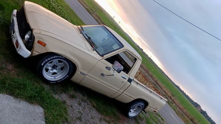 79 Toyota hilux