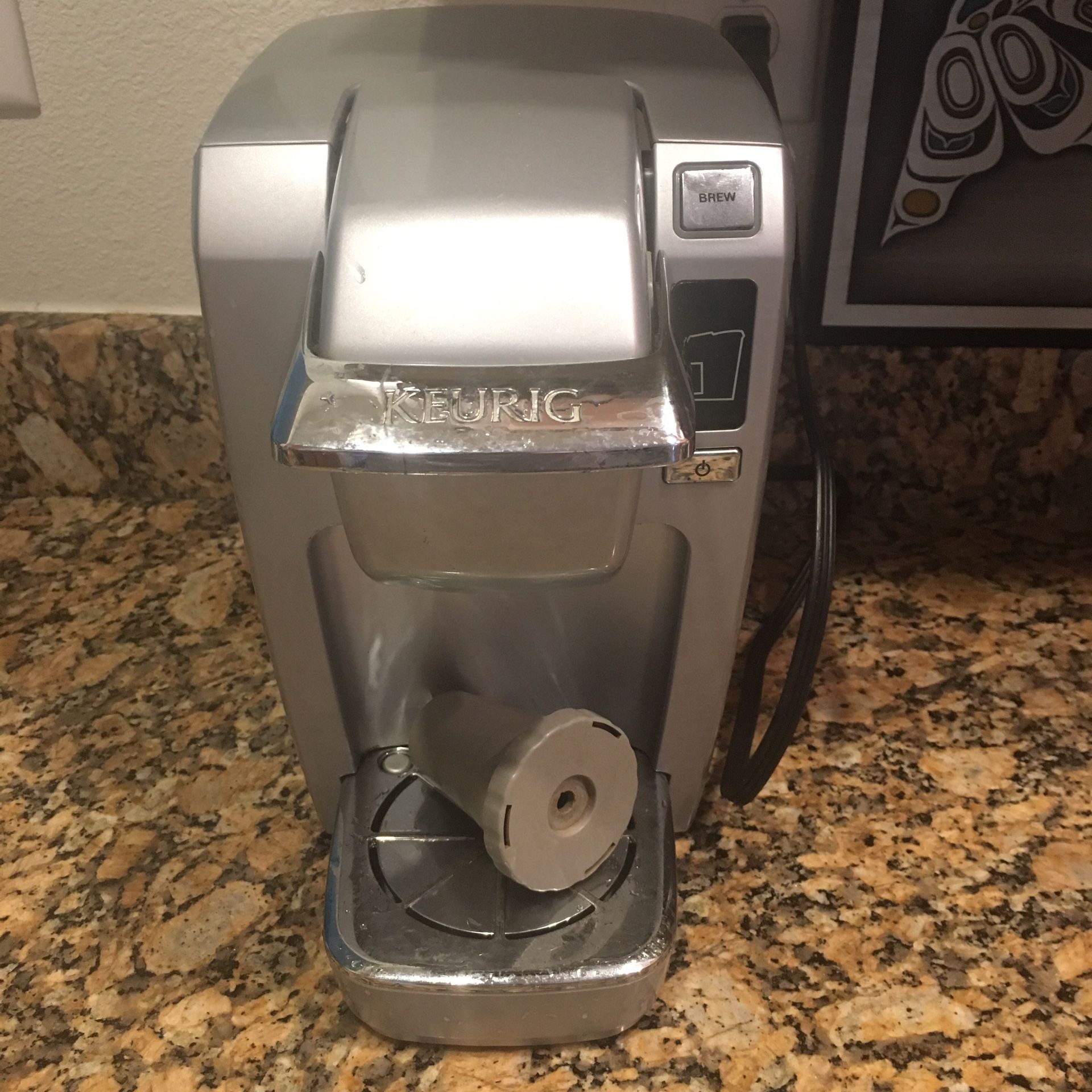 Keurig K10 Mini plus Single Serve Coffee Maker Gray W/ Reusable K-Cup coffee filter