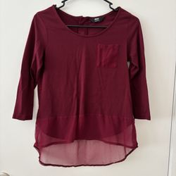 Burgundy Top - size m
