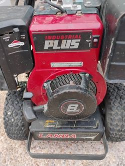 Pressure washer read description
