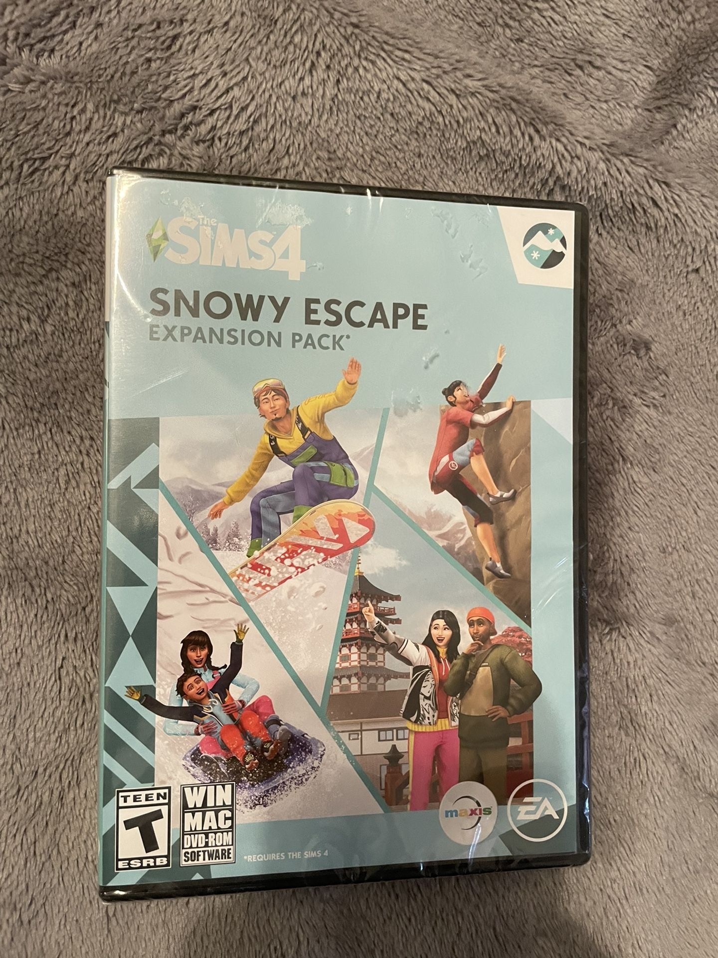 The Sims 4 Snowy Escape