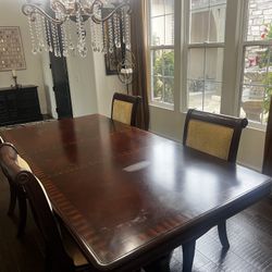 Dining Table A Chairs