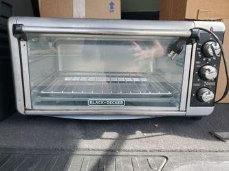 Black + Decker toaster oven