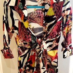 Zebra Butterfly Print Tie Up Blouse BUSINESS/CASUAL  size Woman's Medium 