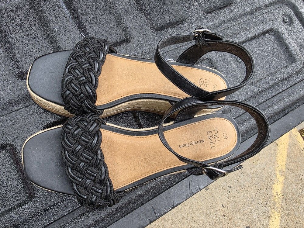 Sandals Size 8.5