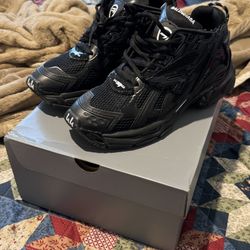 Balenciaga Runner