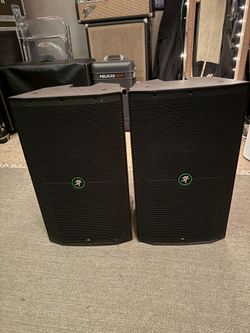 Mackie Thump 212 1,400W 12-inch powered PA loudspeaker PAIR