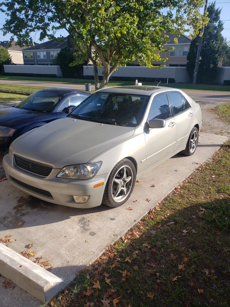 2002 Lexus IS 300