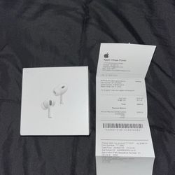 Apple AirPods Pro (2nd Gen) Wireless Noise Cancelling Earbuds— White 
